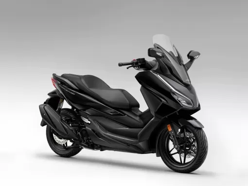 honda-nov23-newcolourstrio-gallery2.webp